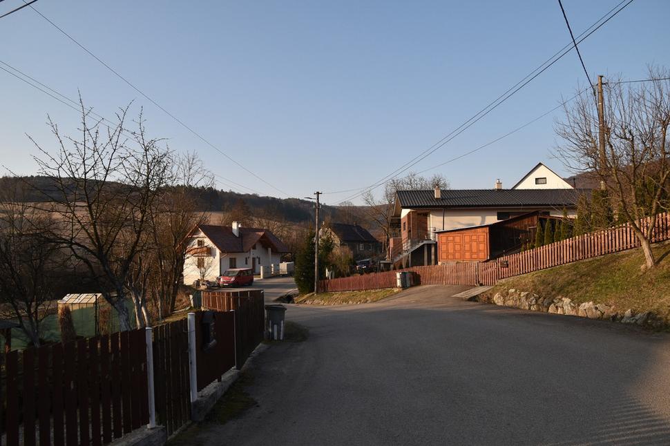 uličkami obce