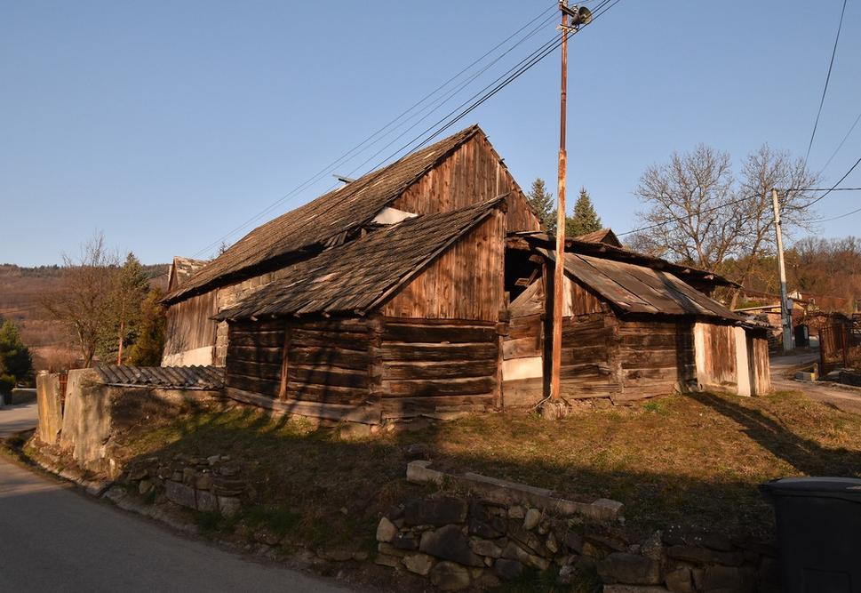 uličkami obce