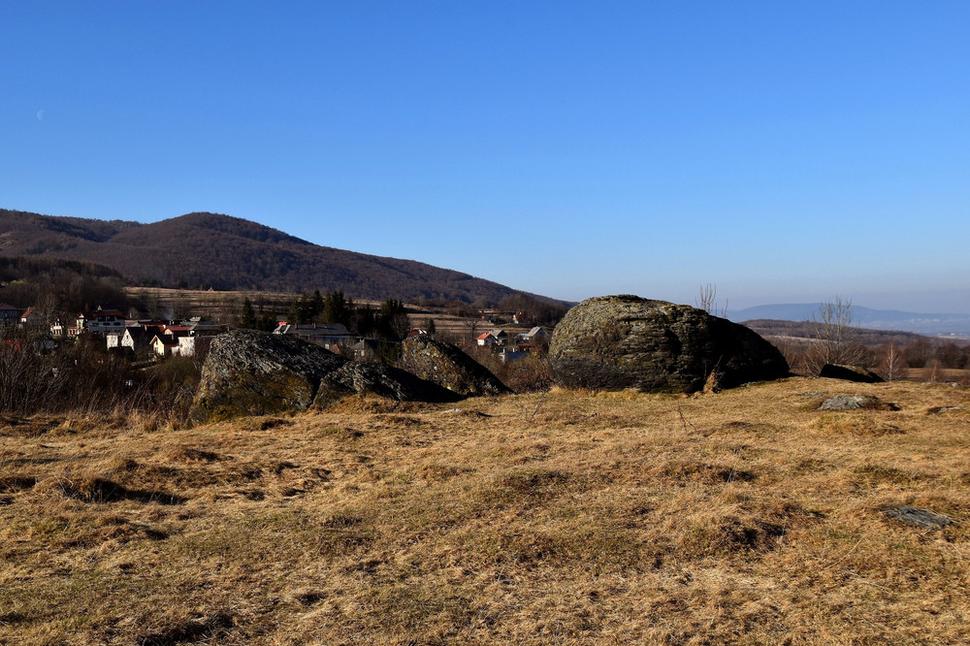 lúky nad obcou Podhradie