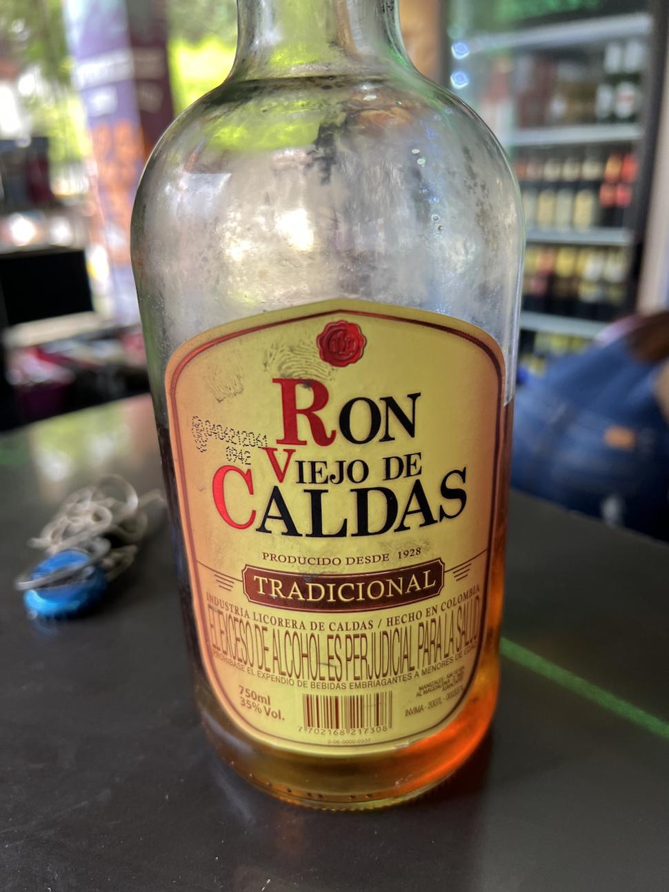 Bežný kolumbijský rum.