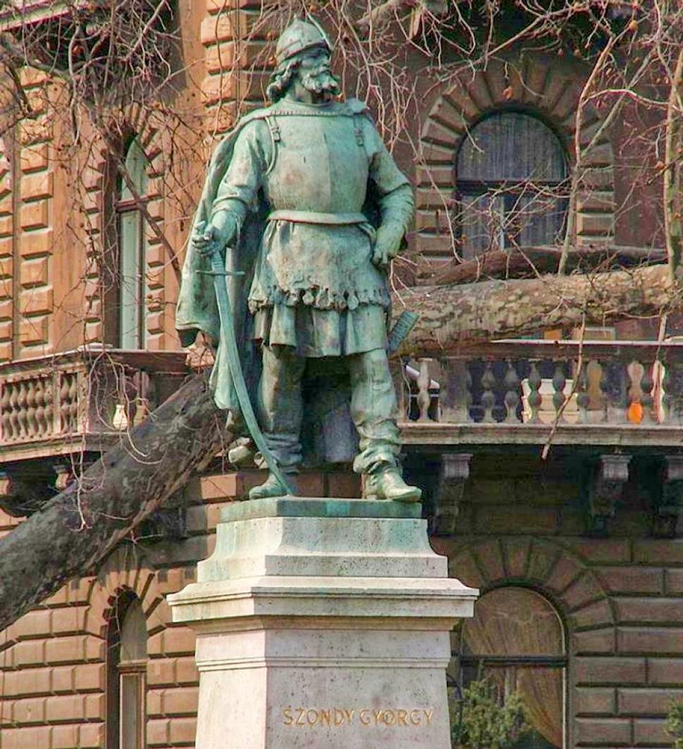 Socha kapitána György Szondy na Kodályho okruhu v Budapešti.