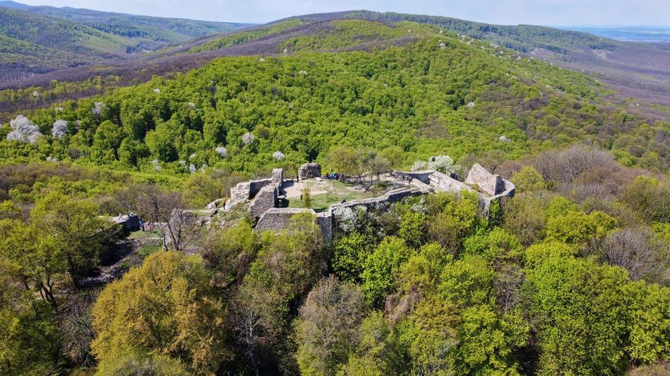 Hrad Drégeľ.