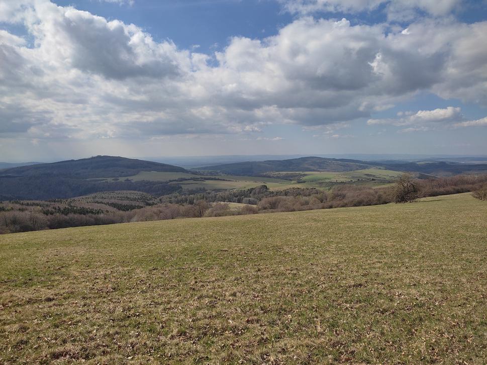 Pohľad z Veľkej Javoriny