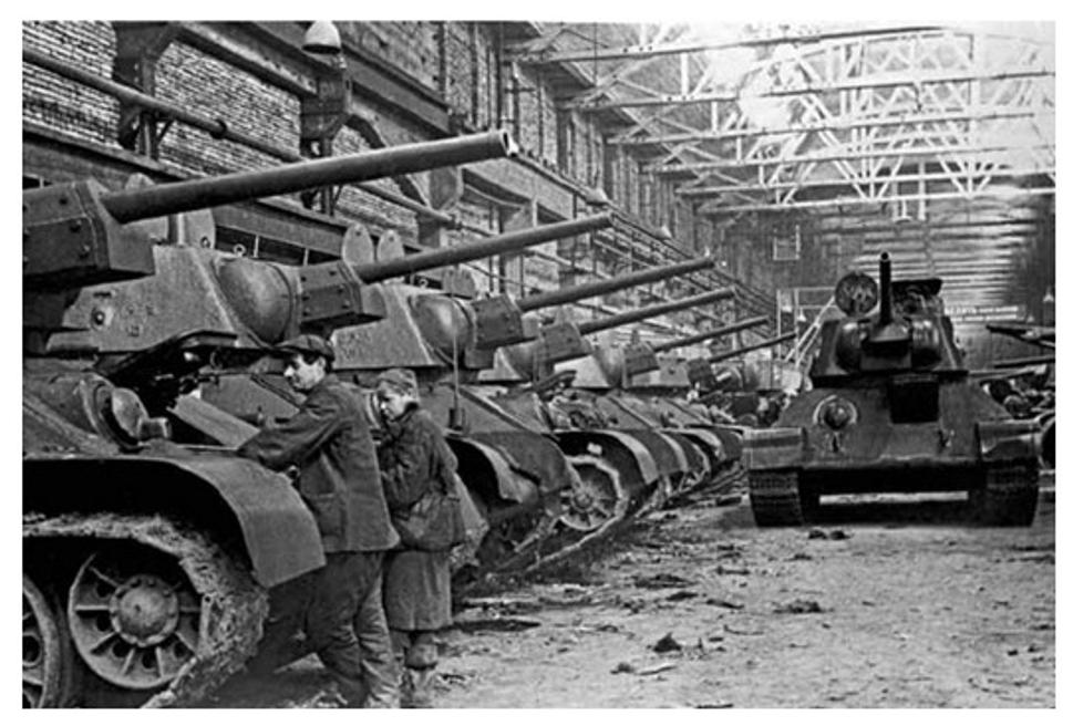 Čeljabinský traktorový závod, 1943