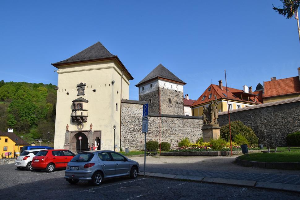 Barbakán