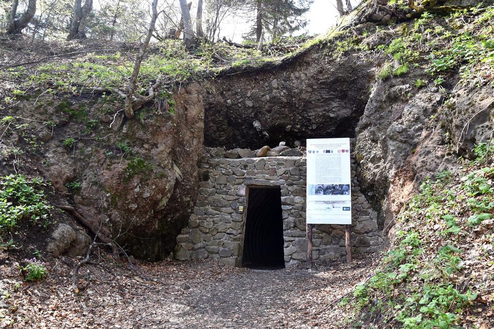 Görgeyho tunel vchod z Bystrickej strany