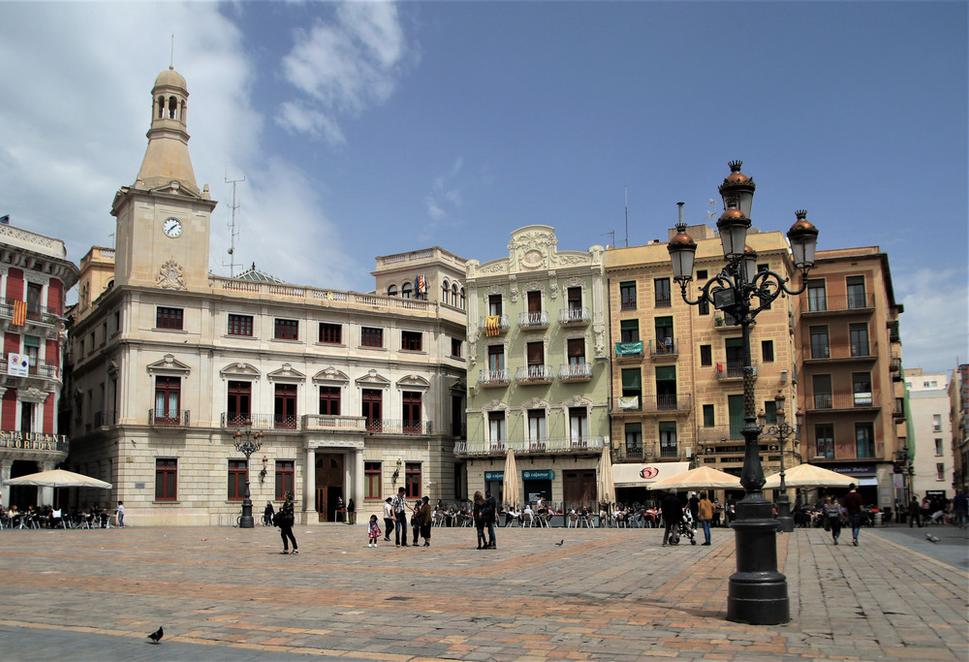 Paza Mercadal v Reuse