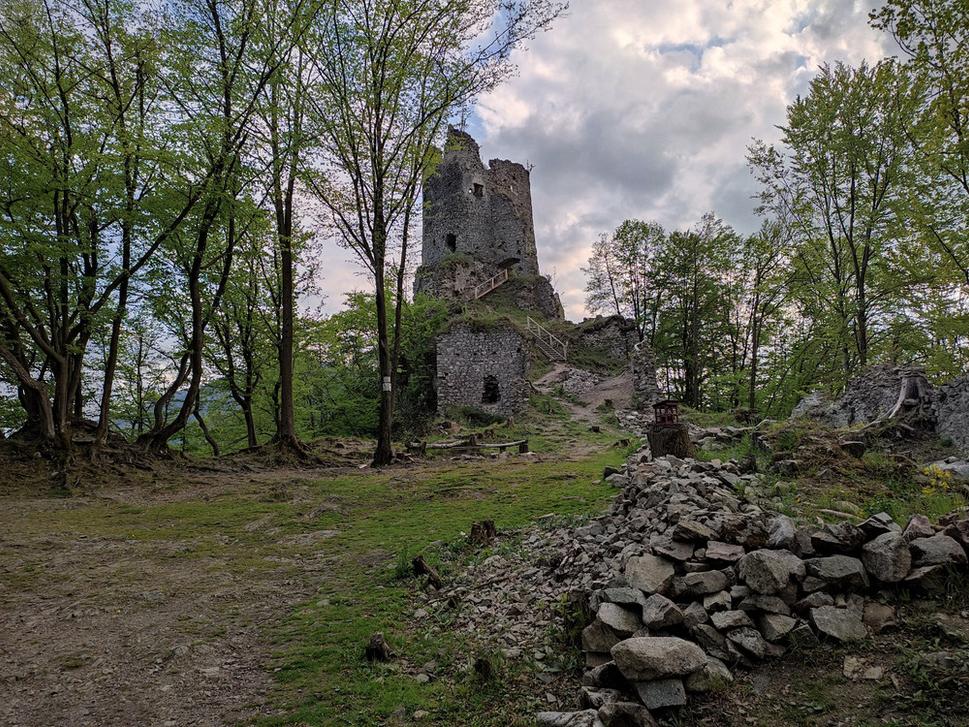 Starý hrad Strečno