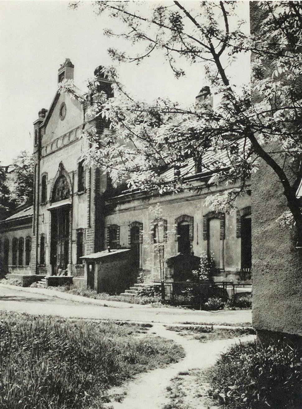 2b.Historická
