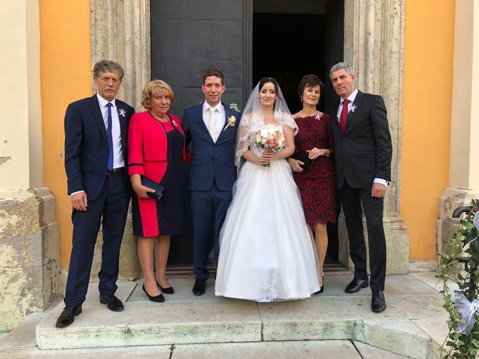 Ocko vydáva dcérenku