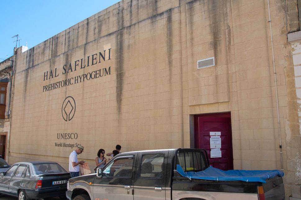 V podzemí, pod nenápadnou budovou v meste Paola, ukrýva sa archeologický skvost, podzemný chrám Hypogeum Hal Saflieni.