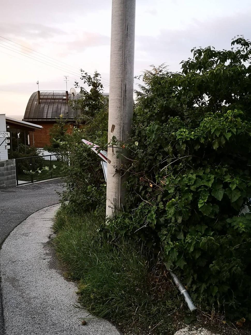 Po viacerých písomných oznamoch, je aj toto dlhoročný a neriešený problém starostu Kusého a jeho úradu. Maličkosť? Nemyslím.