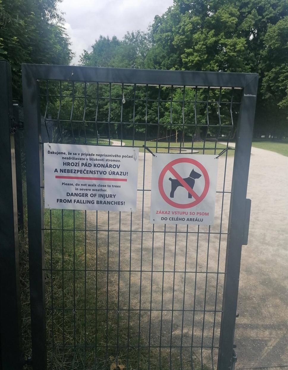 psíčkari sú v ofsajde.
