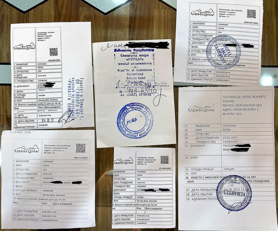 V každom hoteli ma museli nahlásiť na polícii, potvrdenia si treba úzkostlivo odkladať, vraj z toho môže byť pri opúšťaní krajiny veľký problém.