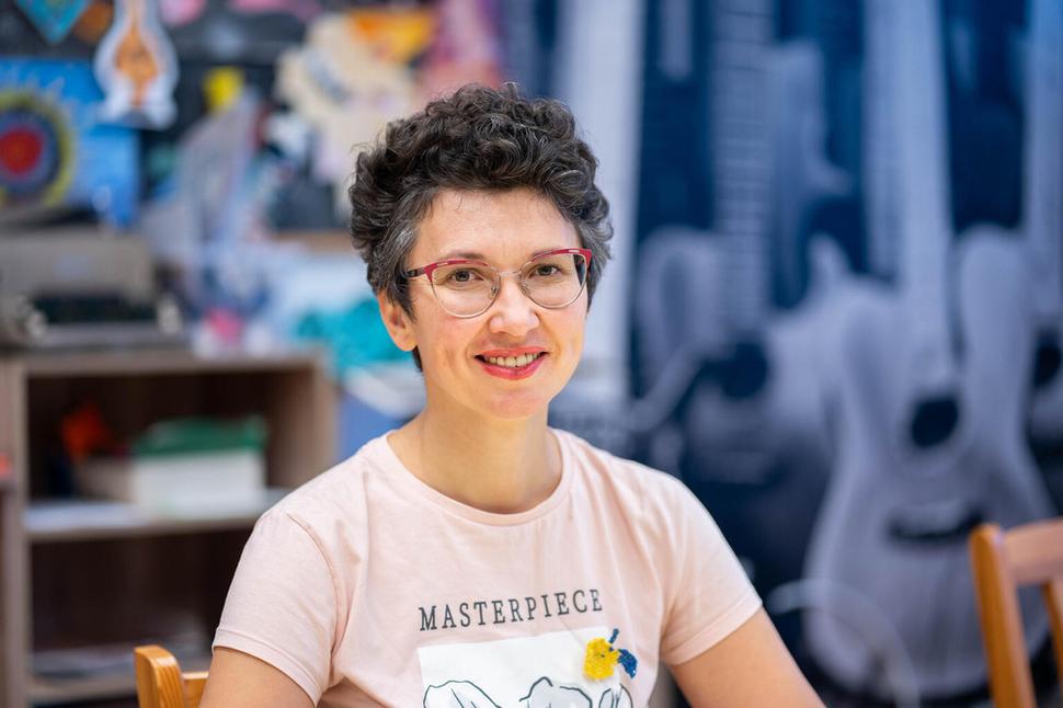 "So všetkými deťmi tu robím rôzne cvičenia štyrikrát týždenne, a tiež poskytujem poradenstvo pre ich rodičov. V centre máme deti s rôznymi oneskoreniami vo vývine, ktoré potrebujú rôzne druhy podpory," hovorí Olga.
