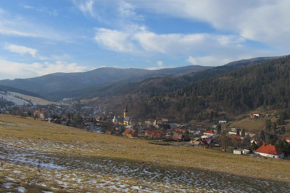 Výhľad na Smolník a okolitú prírodu