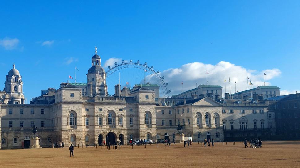 Horse guard parade