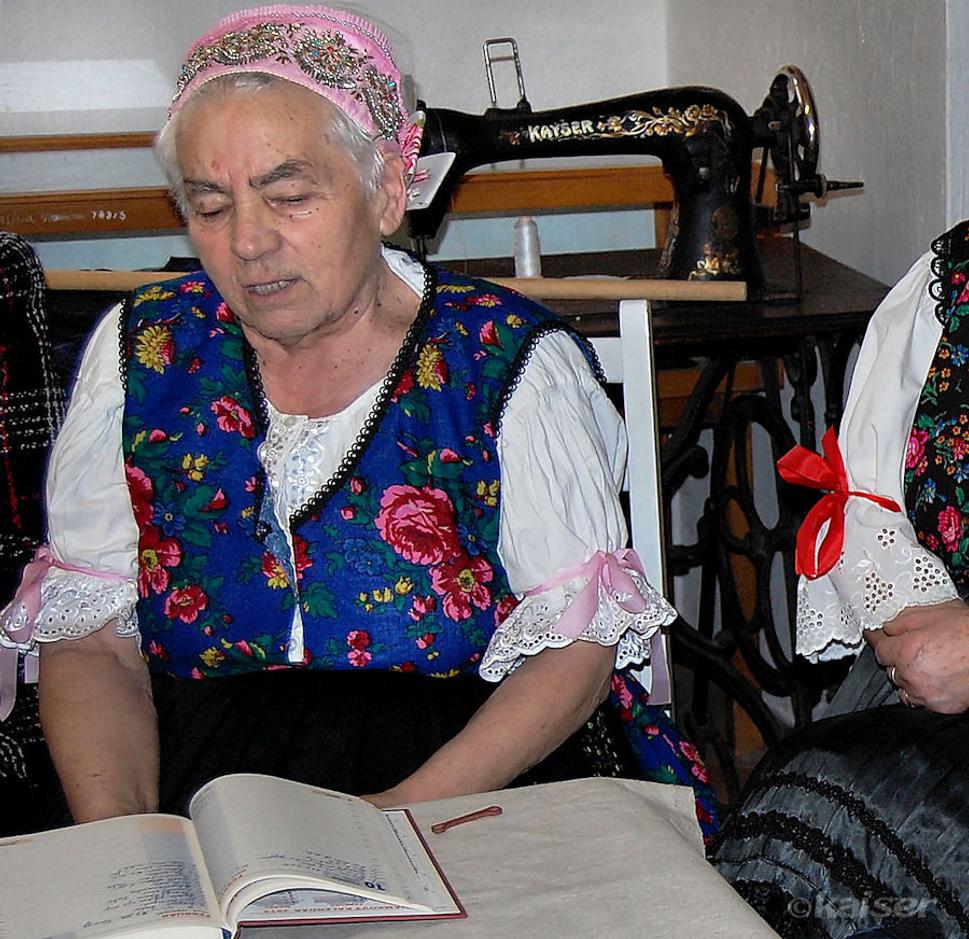Rozprávanie o fašiangových zvykoch a tradíciách