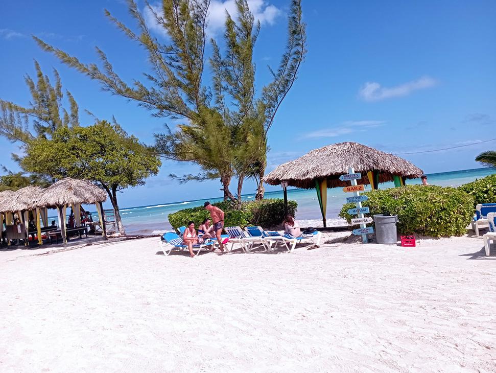 Silver Sand Beach na Jamajke