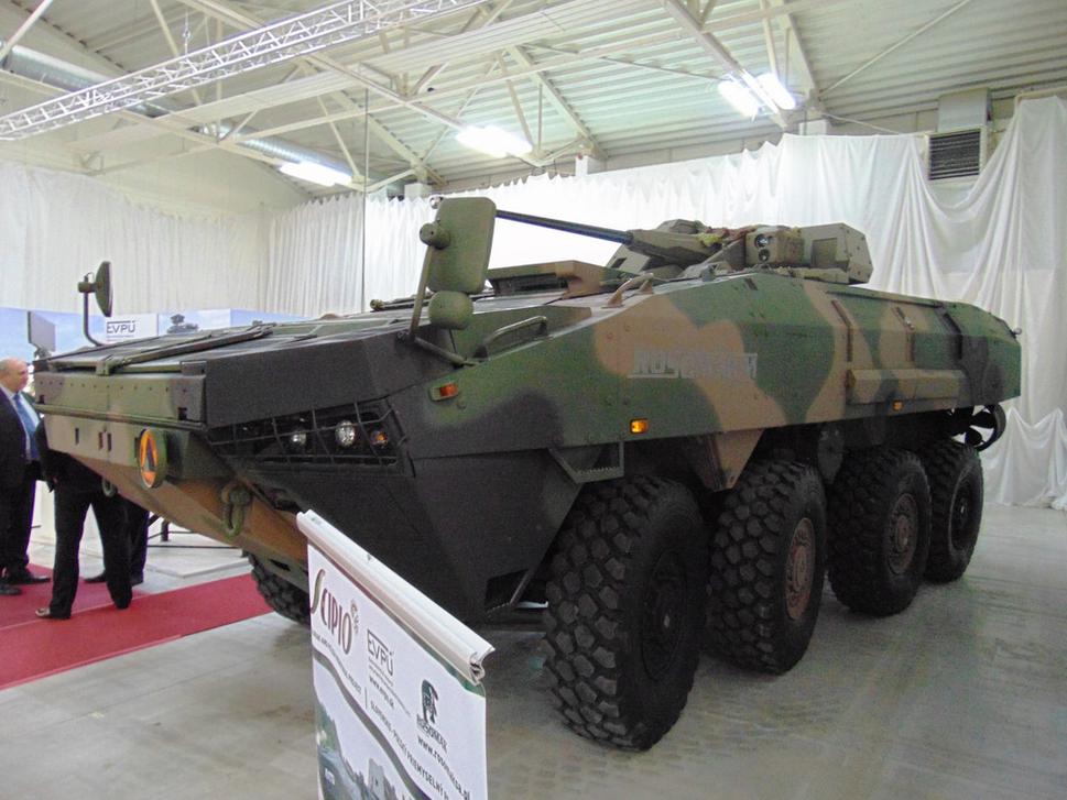 Scipio - spoločný projekt poľských a slovenských firiem ktorý integroval vežu TURRA na podvozok Rosomak ktorý je derivátom AMV XC-360