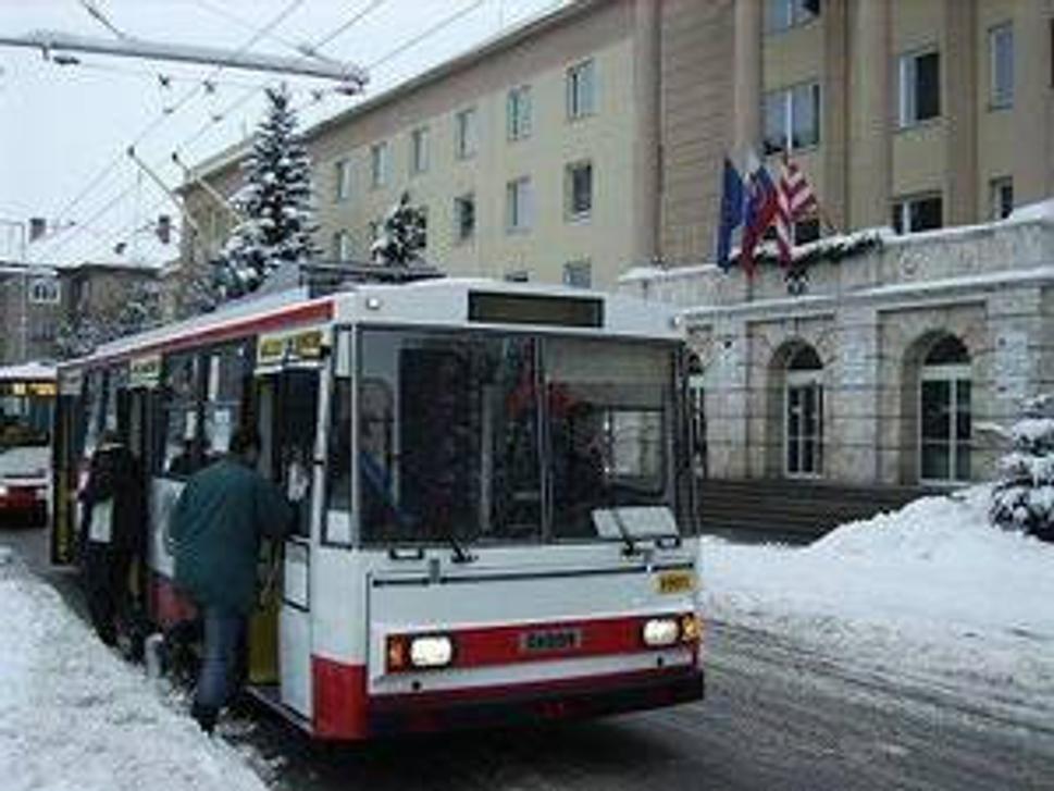 Trolejbusy, ktoré v januári 2006 prestali premávať, dnes opäť jazdia v našom meste.