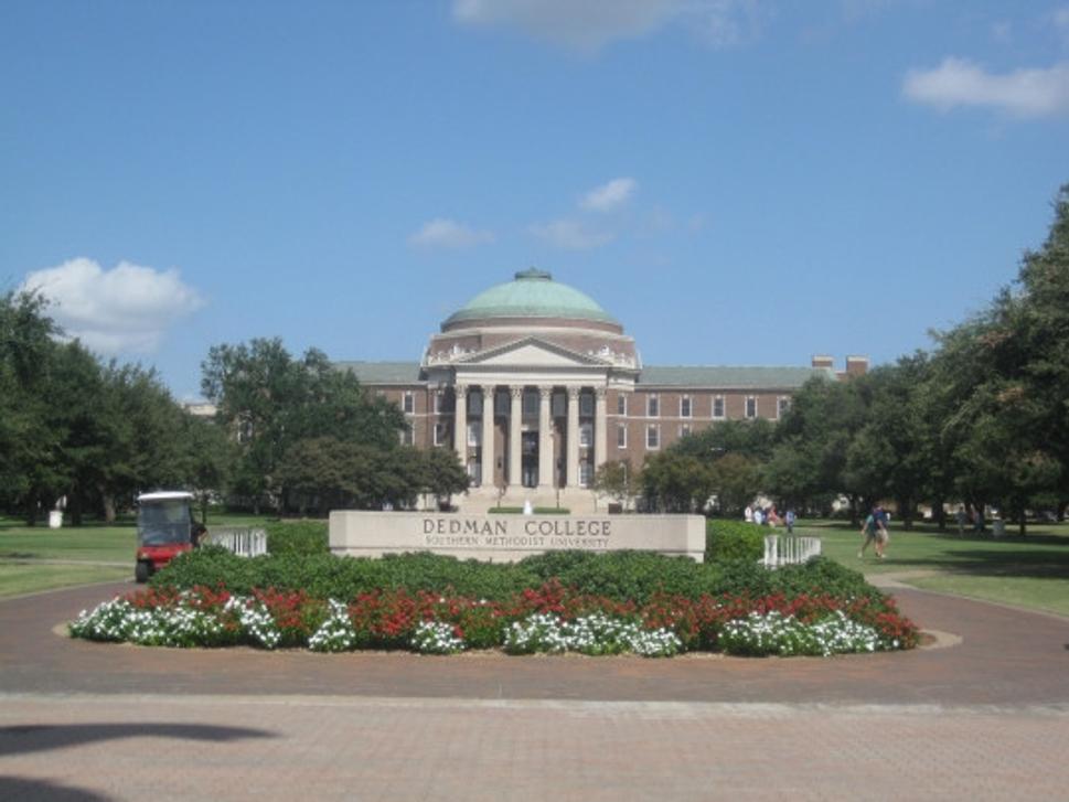 Mestečko pre študentov - University of Dallas.