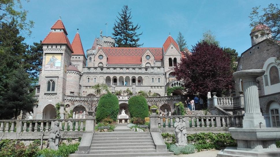 Hrad Bory v meste Székesfehérvár