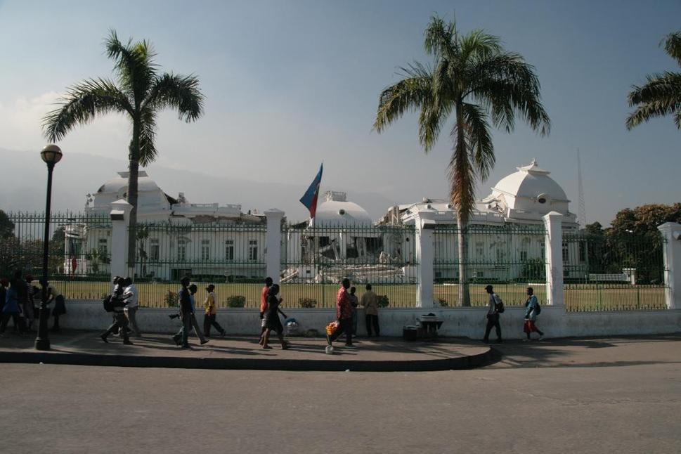Prezidentský palác Port Au Prince 2010
