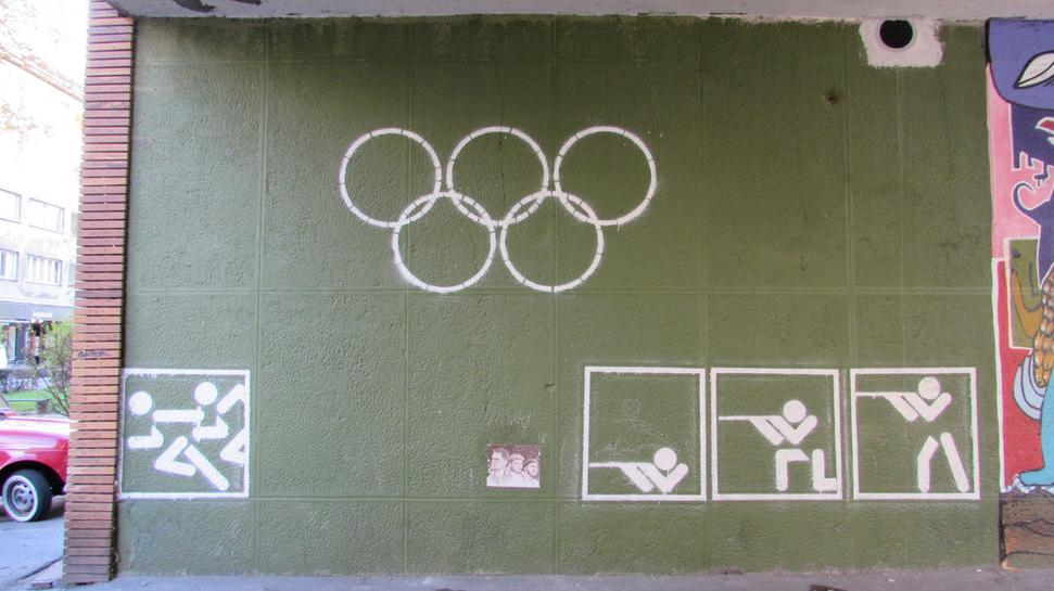 Čierny humor domácich. Počas konfliktu sa vyhýbanie guľkám stalo novou olympijskou disciplínou.