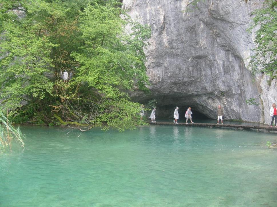 Jaskyňa.