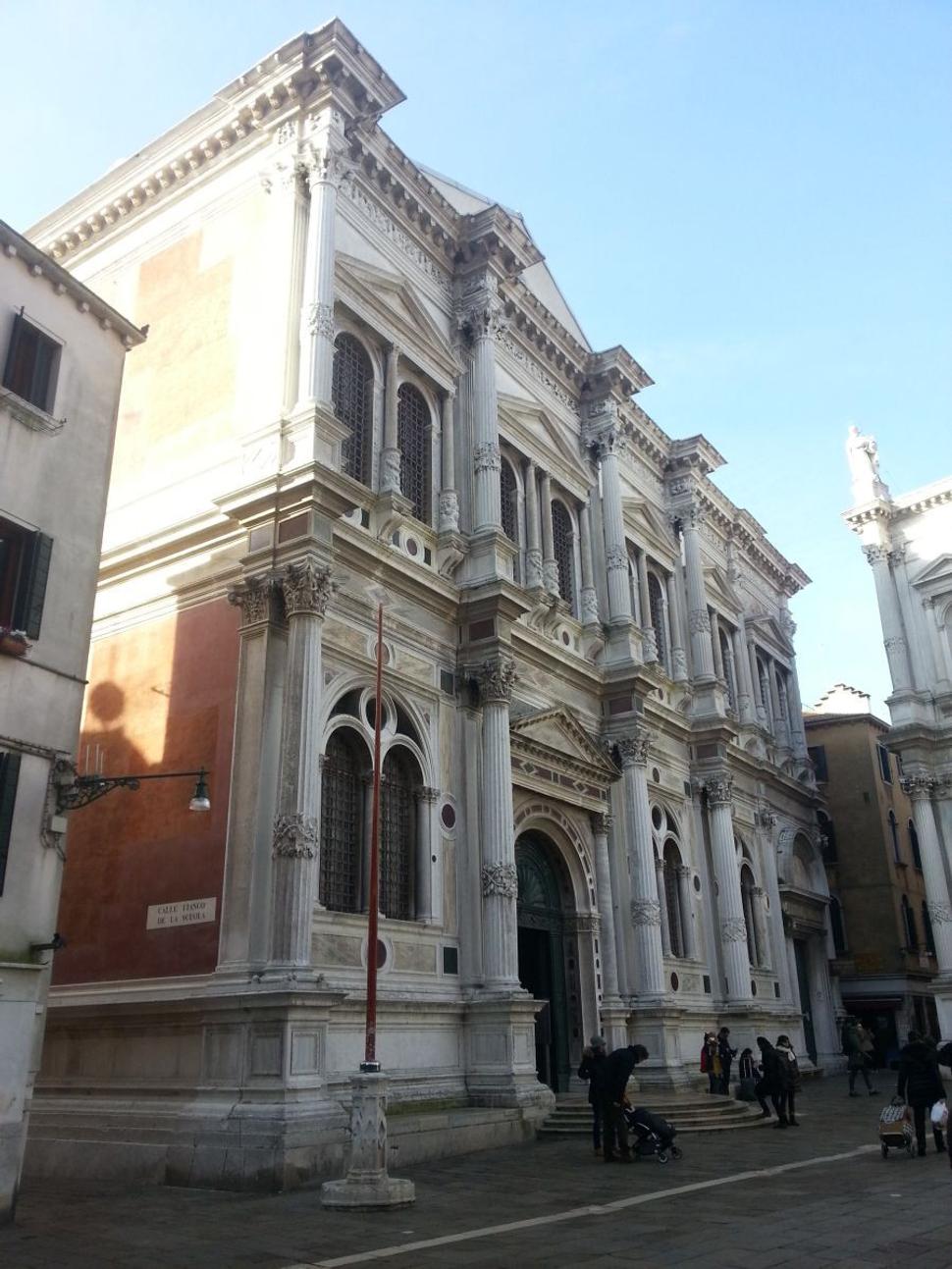 Nádherné architektonické diela som nachádzal na každom kroku.