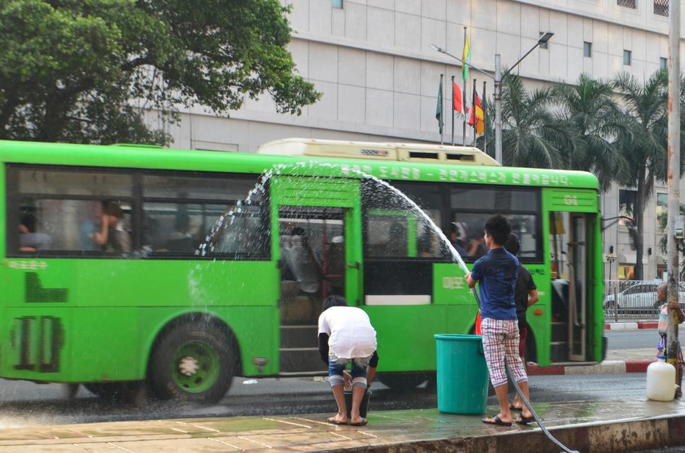 Ani v autobuse nie je nikto v bezpečí