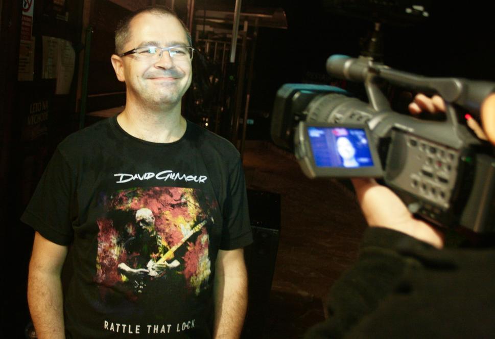 • Miro Merčiak z prešovského zoskupenia 1st Slovak Pink Floyd Revival. •
