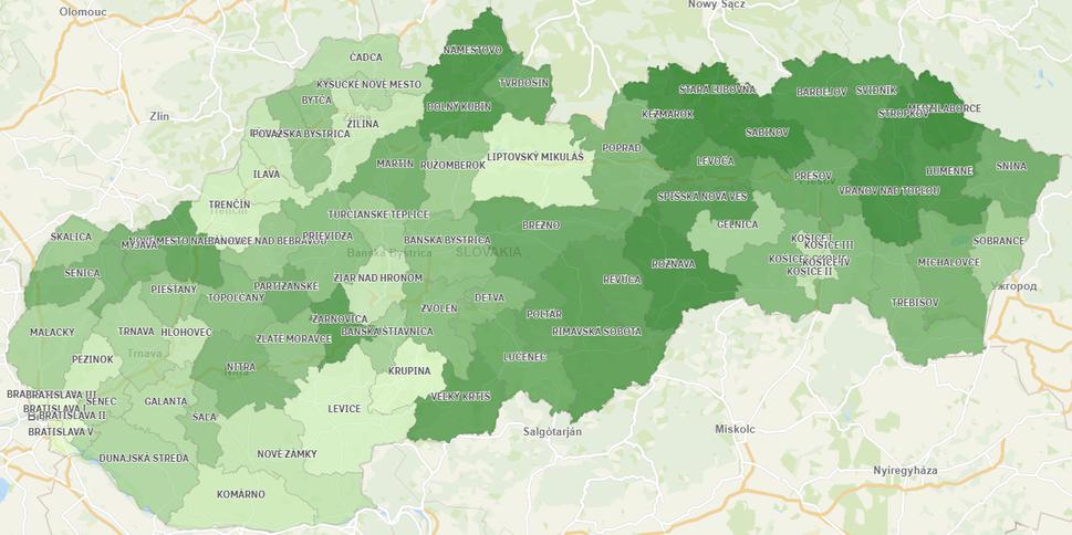 Náklady na antibiotiká podľa okresov za apríl až september 2018. Čím je farebný odtieň tmavší, tým boli priemerné náklady Dôvery vyššie.