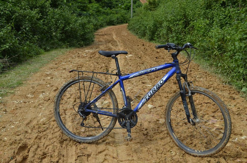 Off-road cyklistika v Laose