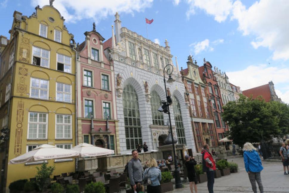 Renesančný Artušov dvor, niekdajšie sídlo bohatých kupcov.