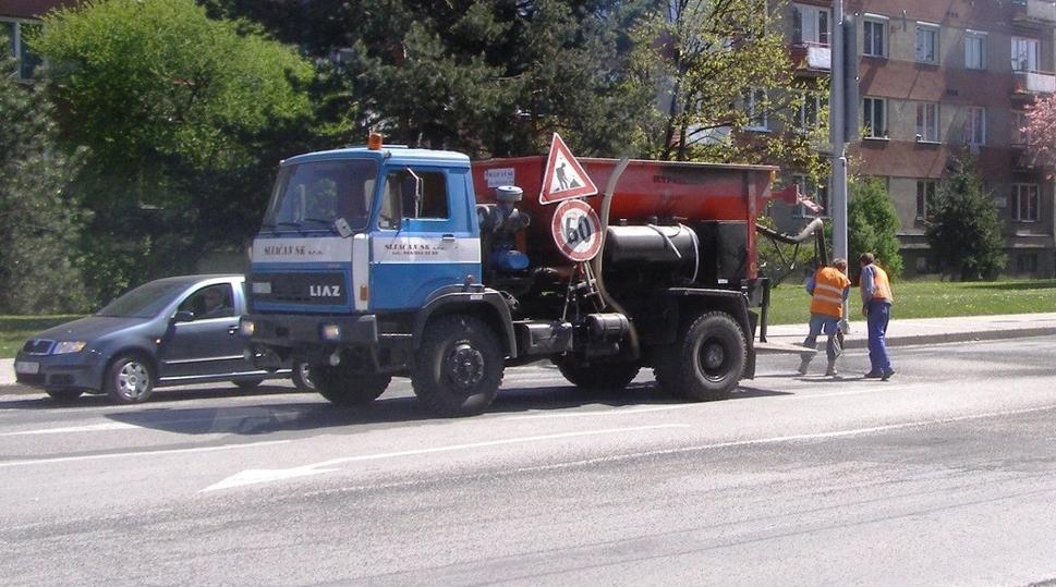 01 - Takto prišli už v roku 2005 a nebolo nikoho, kto by ich zastavil