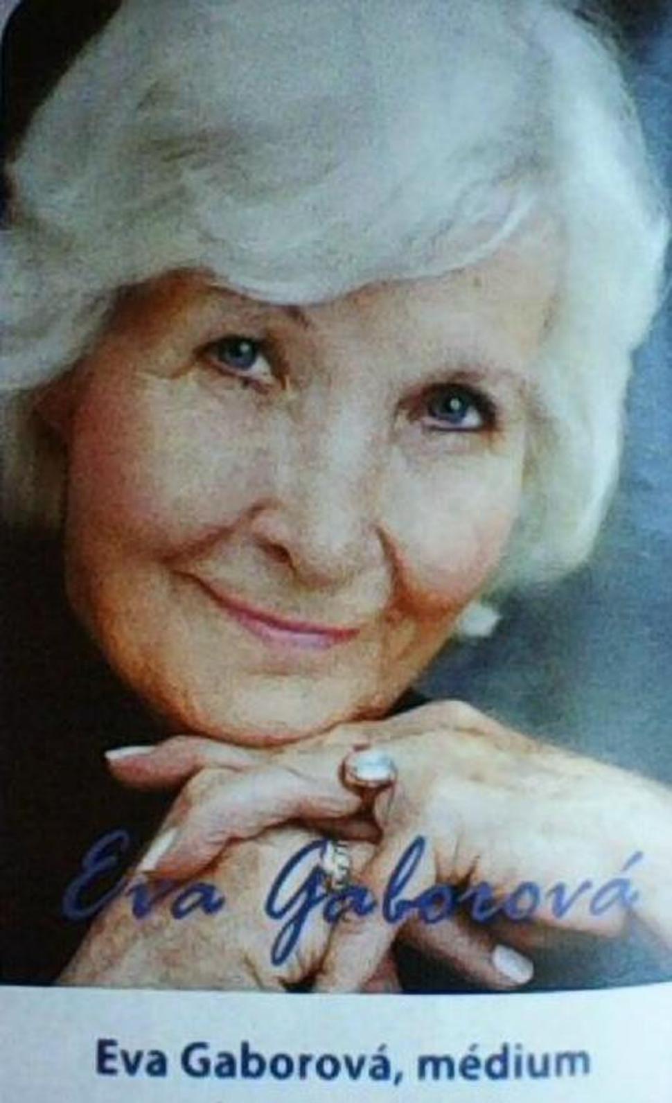 Wanted - wanted - wanted! Eva Gaborová alias Maria Ange Noa alias... , médium a jasnovidka už vyše 40 rokov, takže už nemusí nič dokazovať! Jej nos mi pripomína coliu či skôr líšku, z ktorej smrdí faloš na hony. Wanted - wanted - wanted!