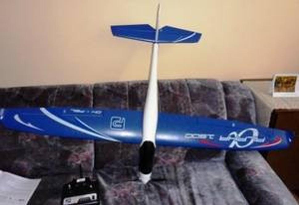 Model lietadla Alpha 1500 na diaľkové ovládanie