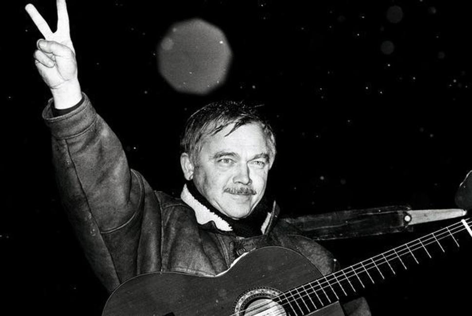 Karel Kryl - Námestie SNP Bratislava, 9.12.1989