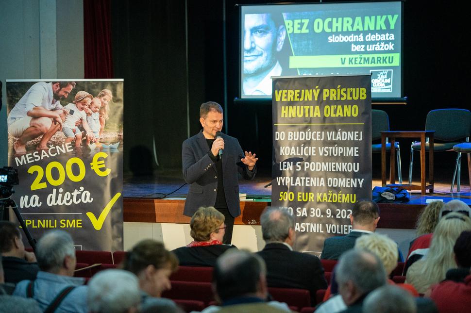 Igor Matovič počas diskusií prezentuje aj svoj úspech v podobe 200€ na dieťa