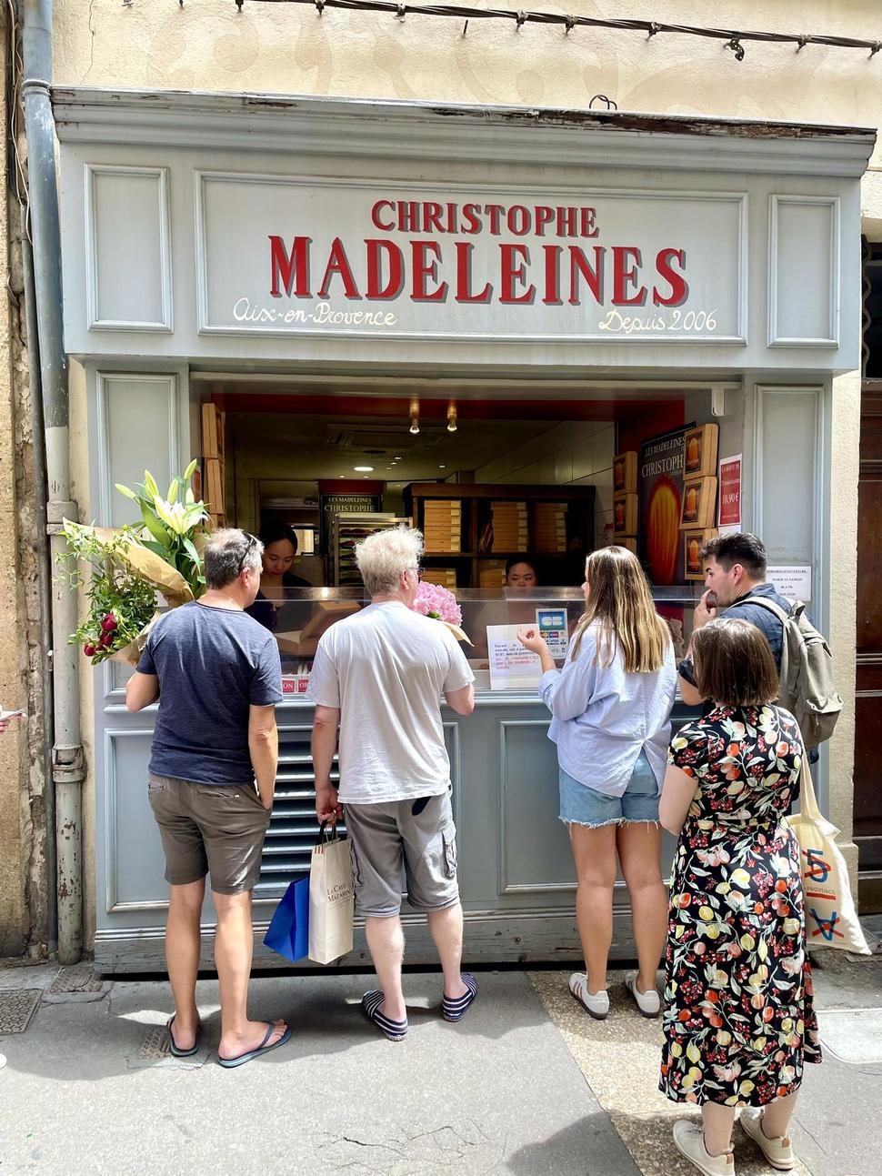 Stánok s madlenkami v Aix en Provence