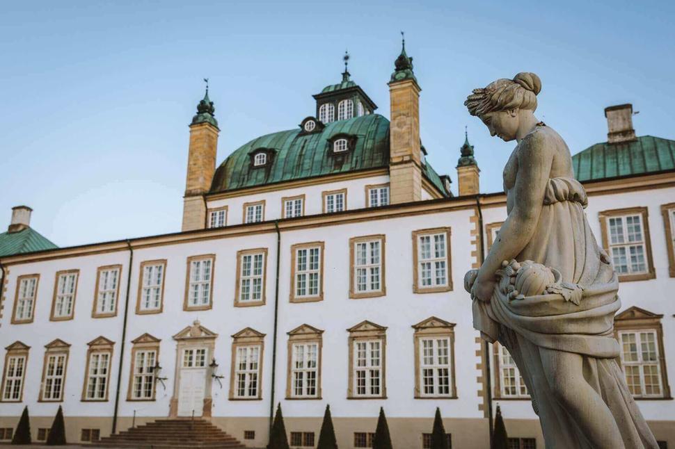 Palác Fredensborg - rezidencia kráľovskej rodiny.