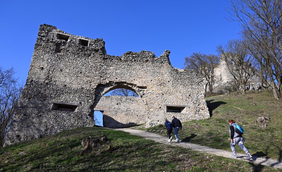 Brekov castle