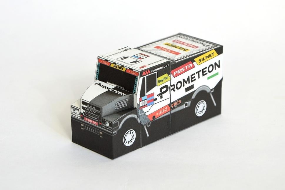 Iveco "Bohouš" - Dakar 2025 (MM 01, Milan Weiner, abc 2025)