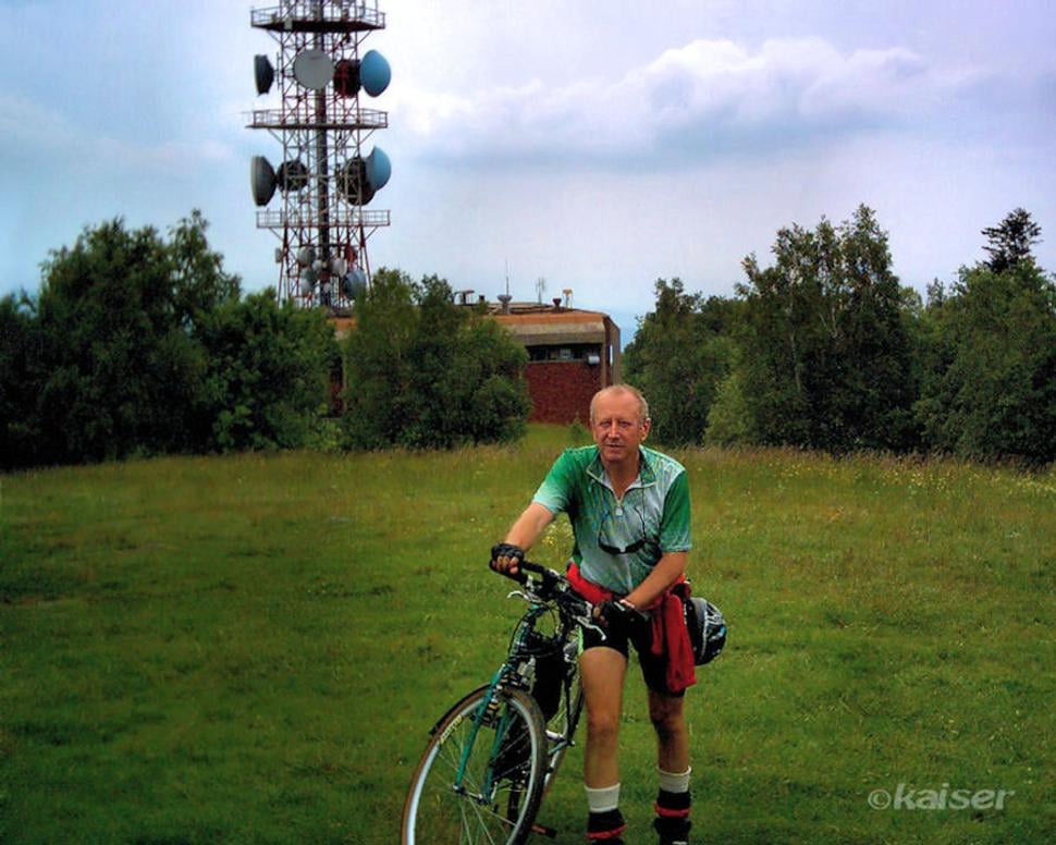 Na Sitne sám. Moja druhá cyklotúra na horu viedla domov málo frekventovanými
úsekmi ciest cez Štiavnické Bane, Žarnovicu, Hodrušu Hámre, Pílu, Malú Lehotu...