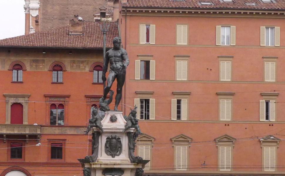 Piazza del Nettuno - socha Neptúna s trojzubcom