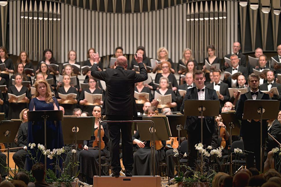 Slovenská filharmónia, Slovenský filharmonický zbor, Emmanuel Villaume, Kateřina Kněžíková, Daniel Matoušek, Peter Kellner