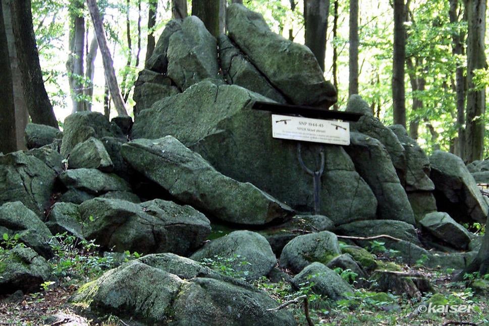 Miesto, kde sa rodila naša sloboda, úkryt zbraní a munície pre partizánov SNP