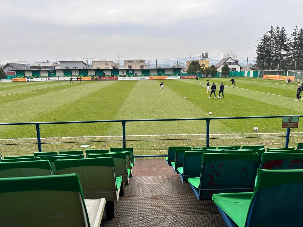 Futbalový štadion v Ličartovciach